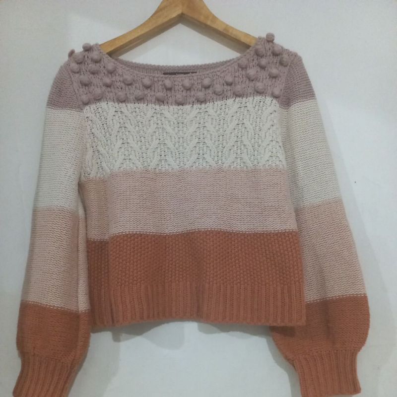 PRELOVE Sweater Crop....kreslira_shop....MURAH...Sweater Crop....istimewa....bagus banget...merk Kas