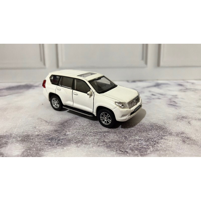 DIECAST TOYOTA LAND CRUISER PRADO Skala 1:32 Loose