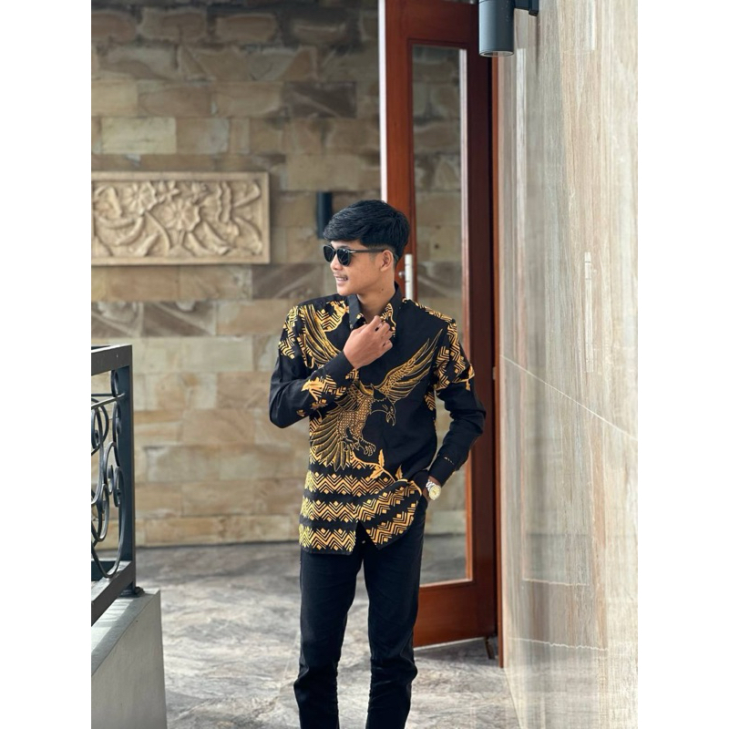 KEMEJA PREMIUM ELANG EMAS BATIK FLORIST