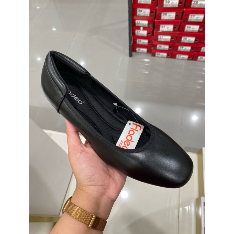 pantofel wanita fladeo