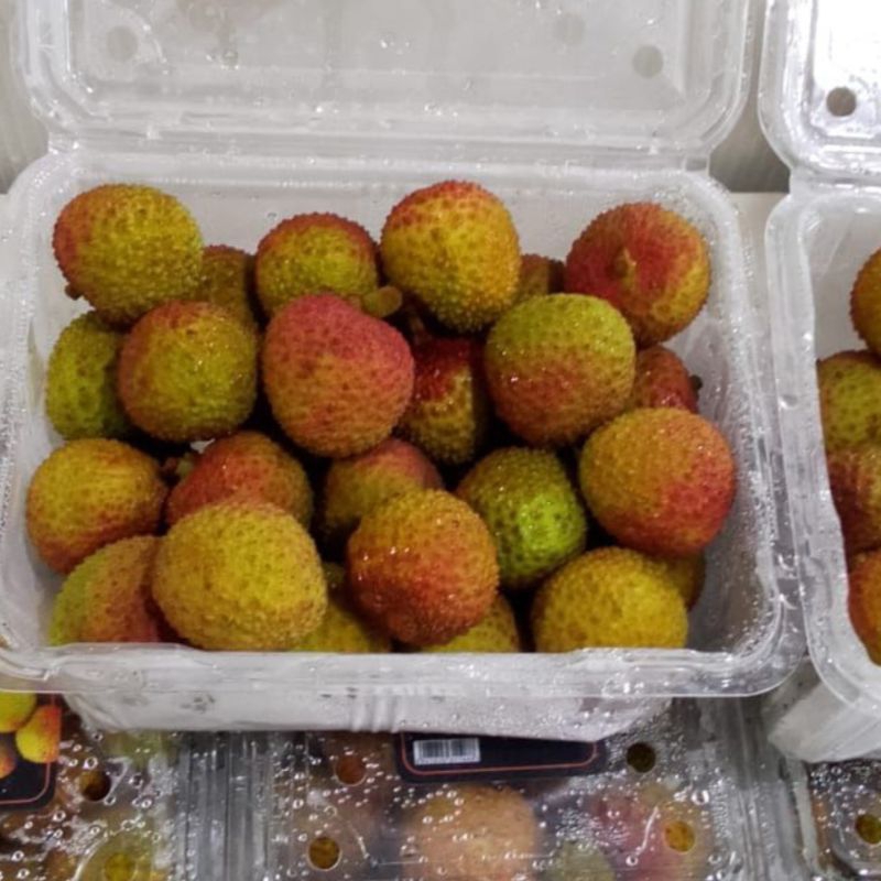 

BUAH LECI MANIS DAN FRESH