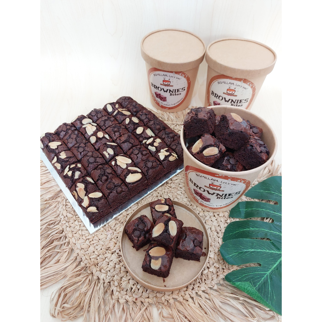 

Brownies Bites 20*10cm dan 20*20cm gramasi 600gr 36blocks