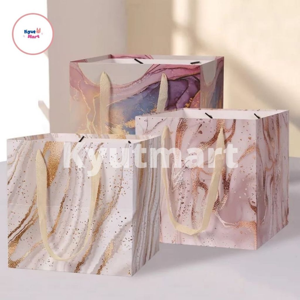 

(2pcs) PAPERBAG Kotak Motif Marble Marmer Tas Kue Box Souvenir Paper Bag Gift Kado Aesthetic