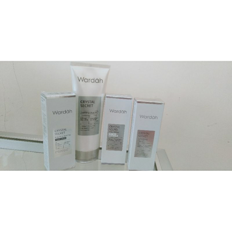 wardah crystal secret/wardah white secret/wardah putih