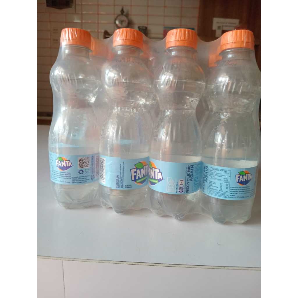 Fanta Soda Putih 250 ml | Doss 12