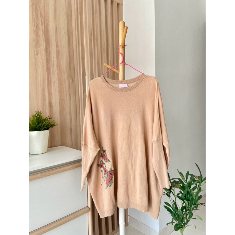 Preloved AGHAFIA KNIT TOP Ria miranda