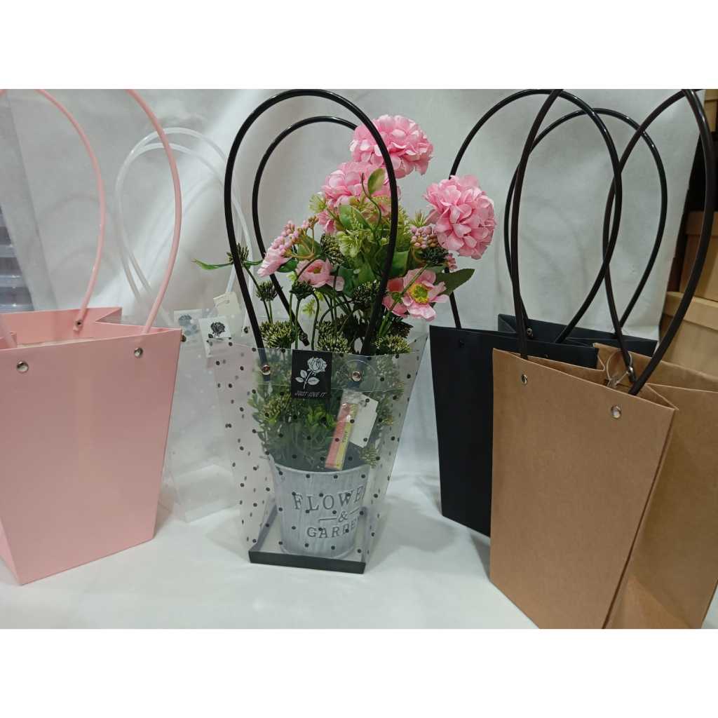 

Paper Bag Buket Bunga/Paper Bag Flower Bouquet/Gift Bloom Flower/Flower Paper HandBag