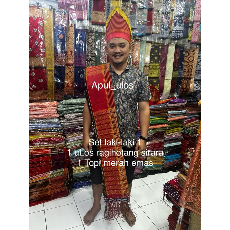 Adat Batak Laki-Laki Paket Adat Batak Laki-Laki Ulos Rumbai Emas Laki-Laki Ulos Rumbai Emas