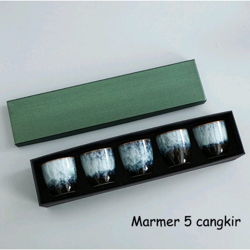Cangkir set keramik motif unik