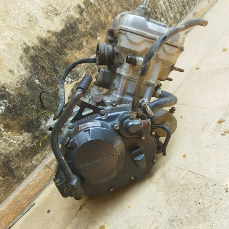 Mesin Engine Set Motor 150cc untuk Honda CB150R K15 - Copotan