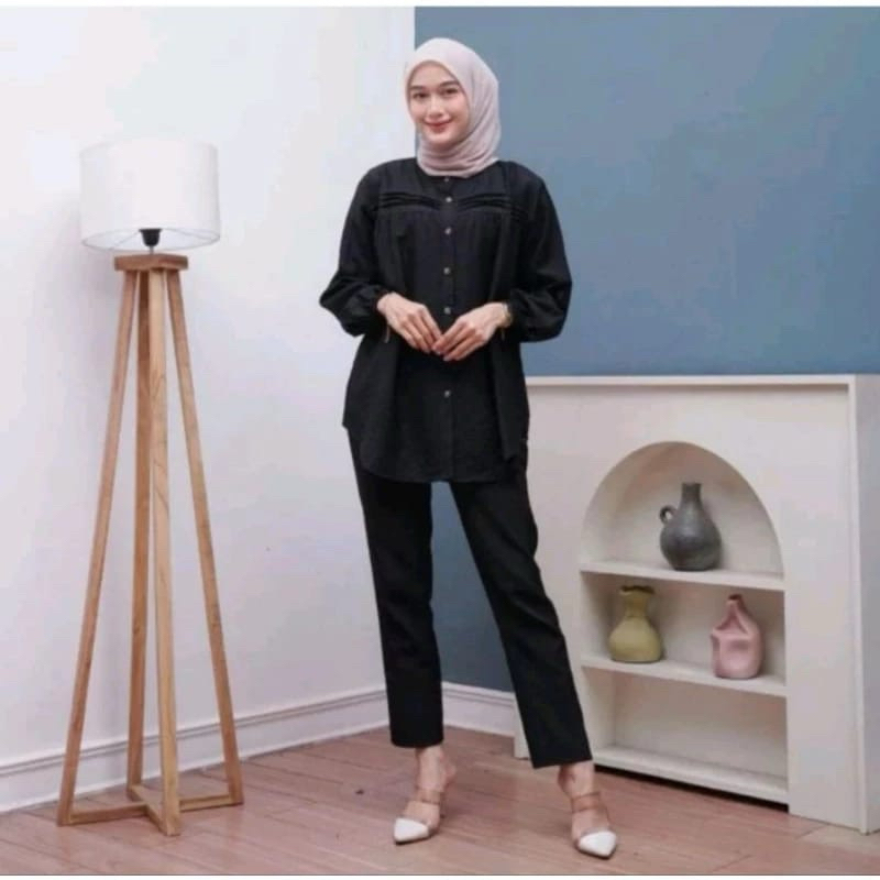 Atasan Wanita Kemeja Garis Tangan Kerut Crinkle Airflow