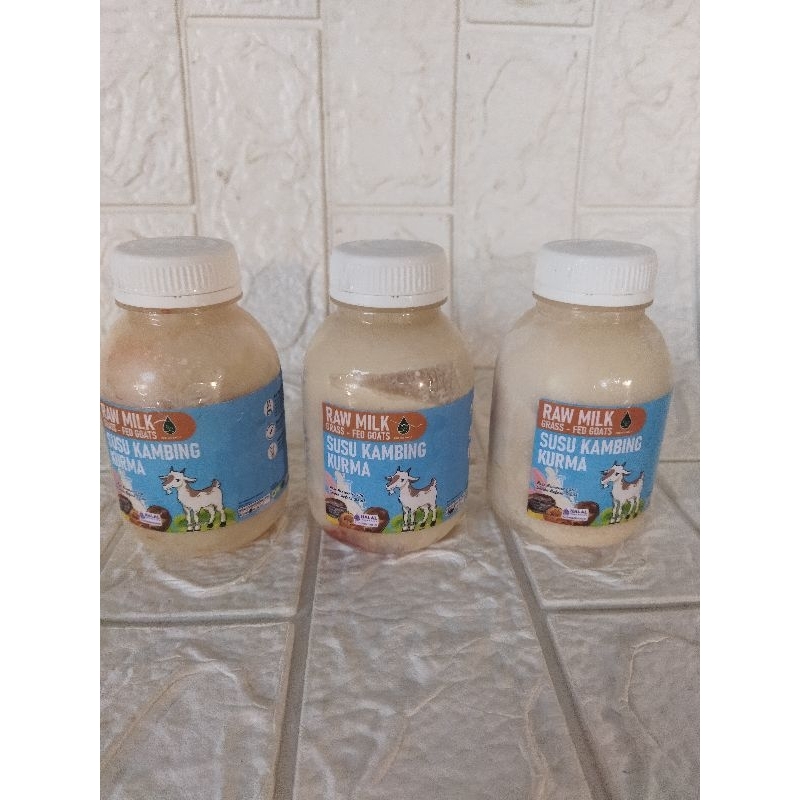 

GRAS FED RAW GOAT MILK BY PURE ORGANIK I SUSU KAMBING KURMA 250 ML