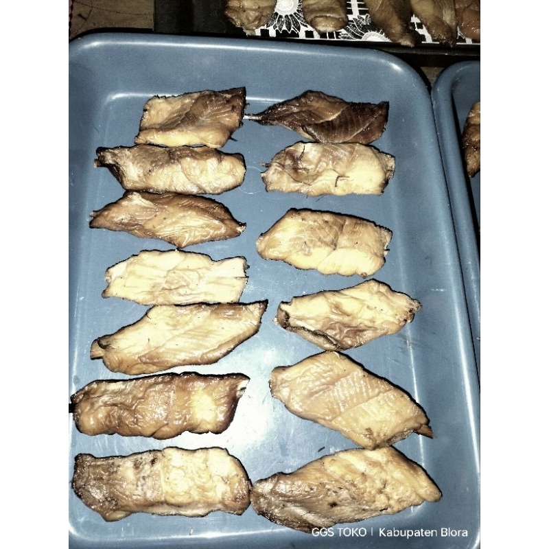 

IKAN ASAP / IKAN PARI PANGGANG 23 PCS