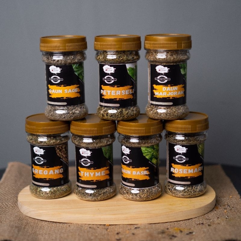 

Dapoer Natasya - Sage | Peterseli | Marjoram | Oregano | Thyme | Basil | Rosemary Bumbu pelengkap Masakan Murni Botol