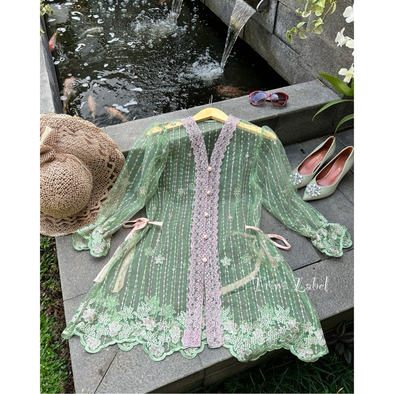 Kebaya Outer Tile Bordir outer tile valentino