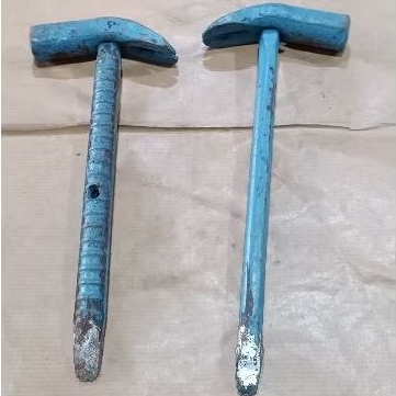 Palu Kecil Gagang Besi Model Lama. Harga Perbuah.