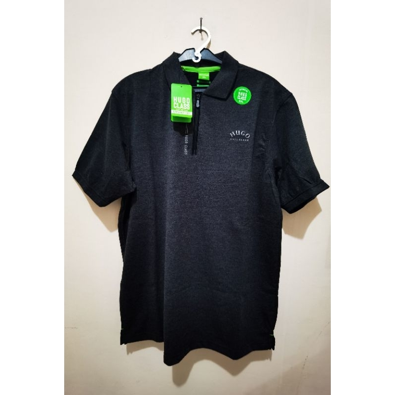 kaos kerah hugo class
