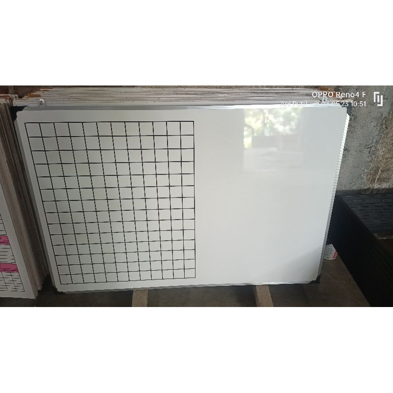 

papan tulis kotak polos ukuran 120 x 80 cm. papan matematika. papan tulis geometri whiteboard