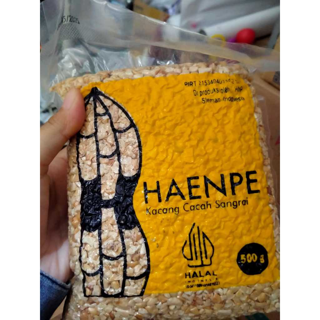 

TERBARU!!! Kacang Matang/ Kacang Cacah Sangrai Haenpe 500gr Berkualitas