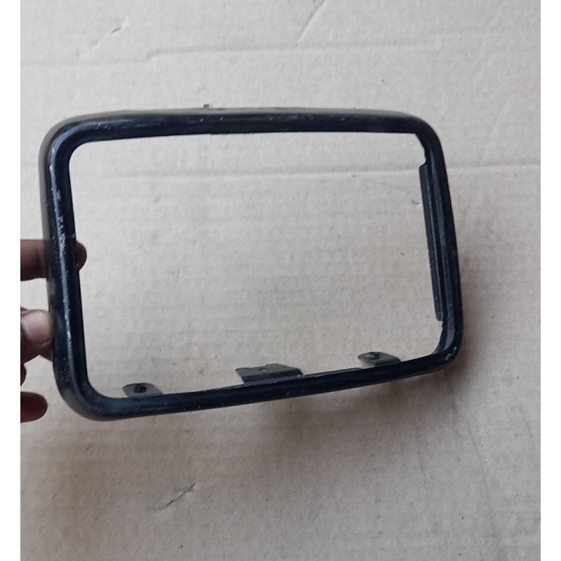 breaket lis lampu depan gl max ori utuh