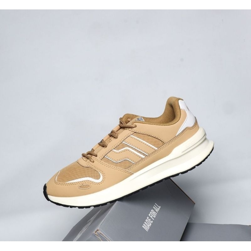 Sepatu Sneakers Piero Jogger 24