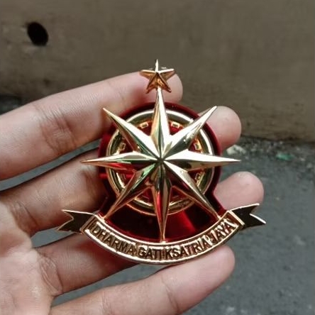 brevet pin emblem baret bekang dasar mika akrilik mirror