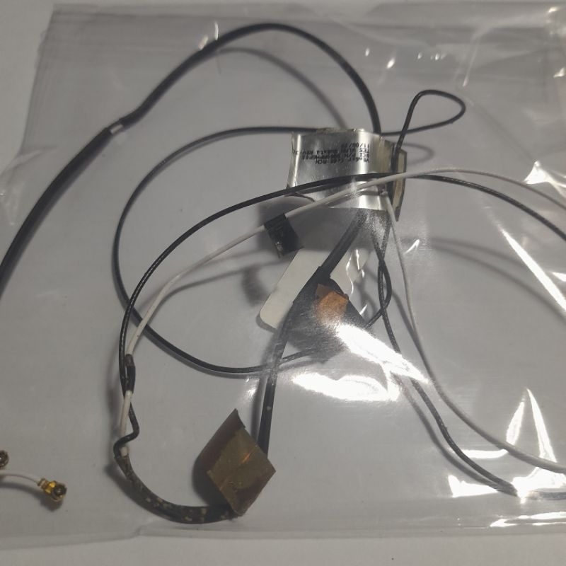 TOSHIBA SATELLITE L745 ANTENA WIFI