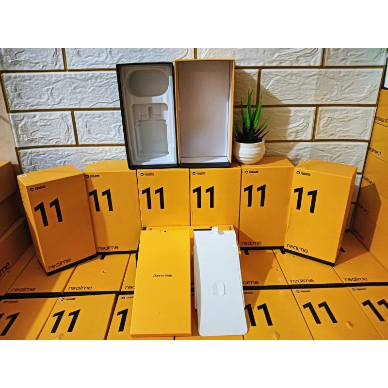 Dus Box Kotak Hp Realme 11 Original