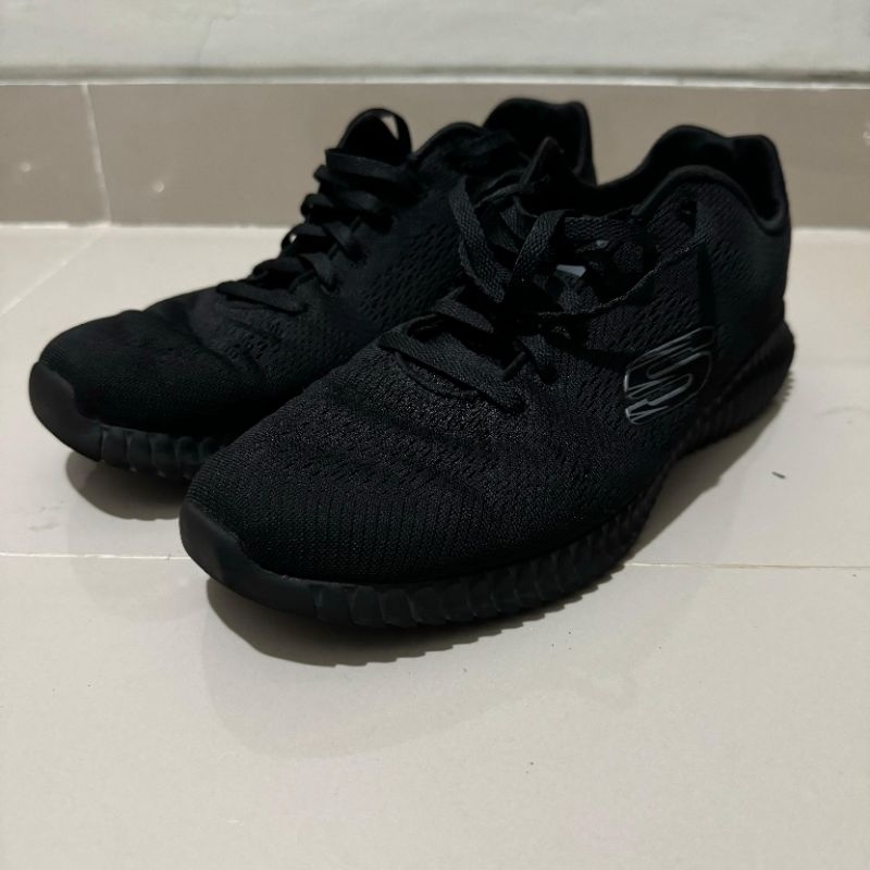 Skechers Pria Original Black size 44