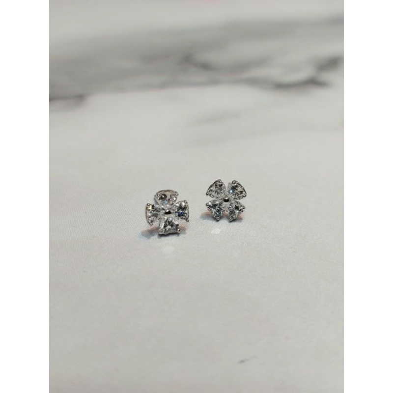 Anting Giwang Emas Putih Fashion Zircon 1.23 Gram 750 17k (AH148)