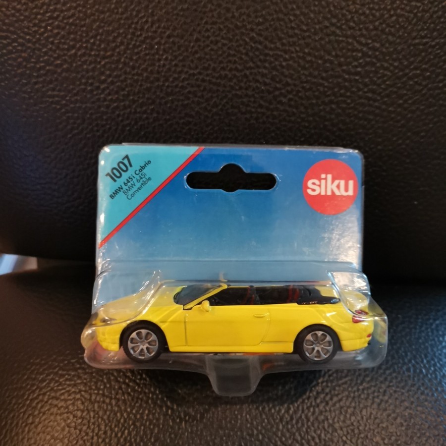 Diecast Siku 1007 BMW 645i Cabrio Kuning Yellow