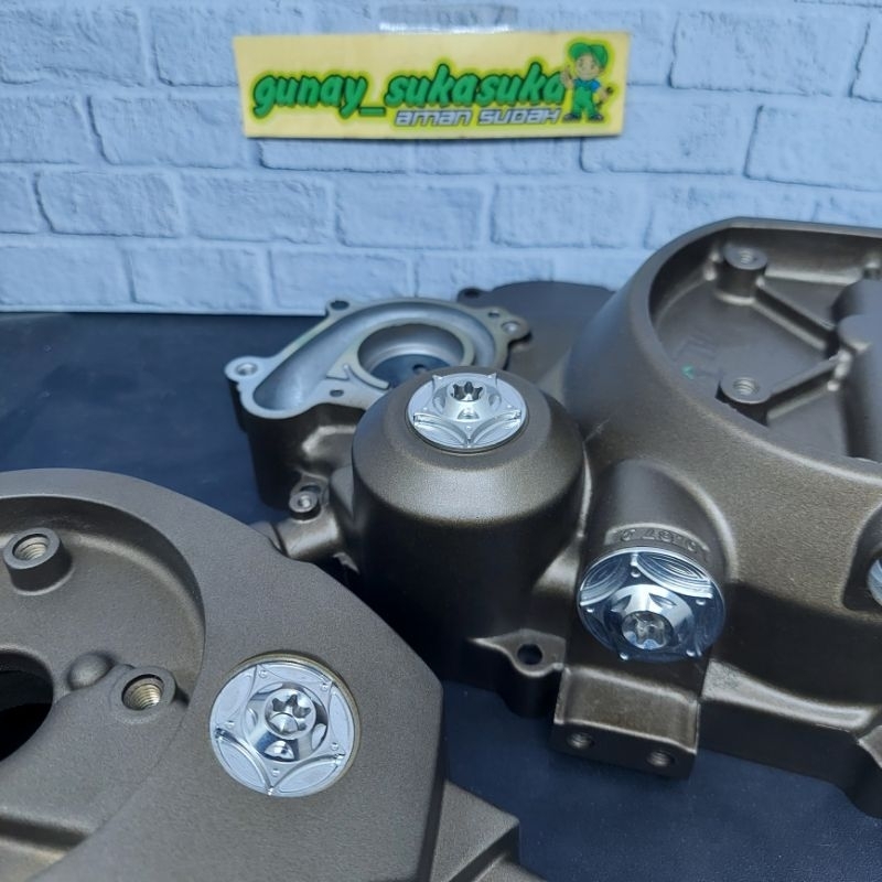 Baut Titanium Tutup Bak Oli Mesin Ninja R SS RR OLD ZX New RR Original