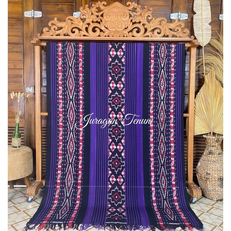 Kain Tenun Blanket Motif Lombok Ungu