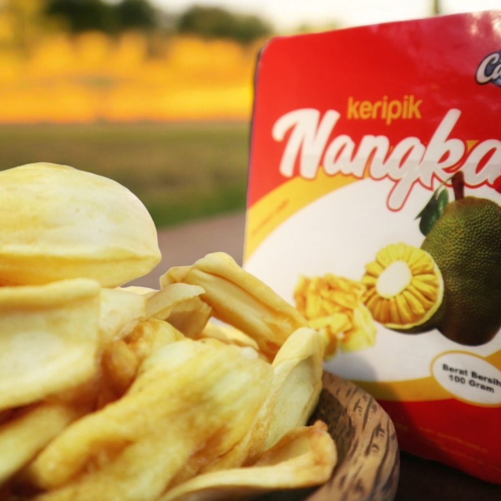 

Korzaln Keripik Nangka Super Calestra Snack 100Gr - Kriuk Gak Ada Duanya