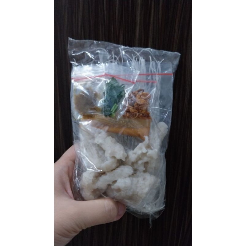 

Tekwan Premium Frozen Instant tinggal Godok porsi 1 Mangkok