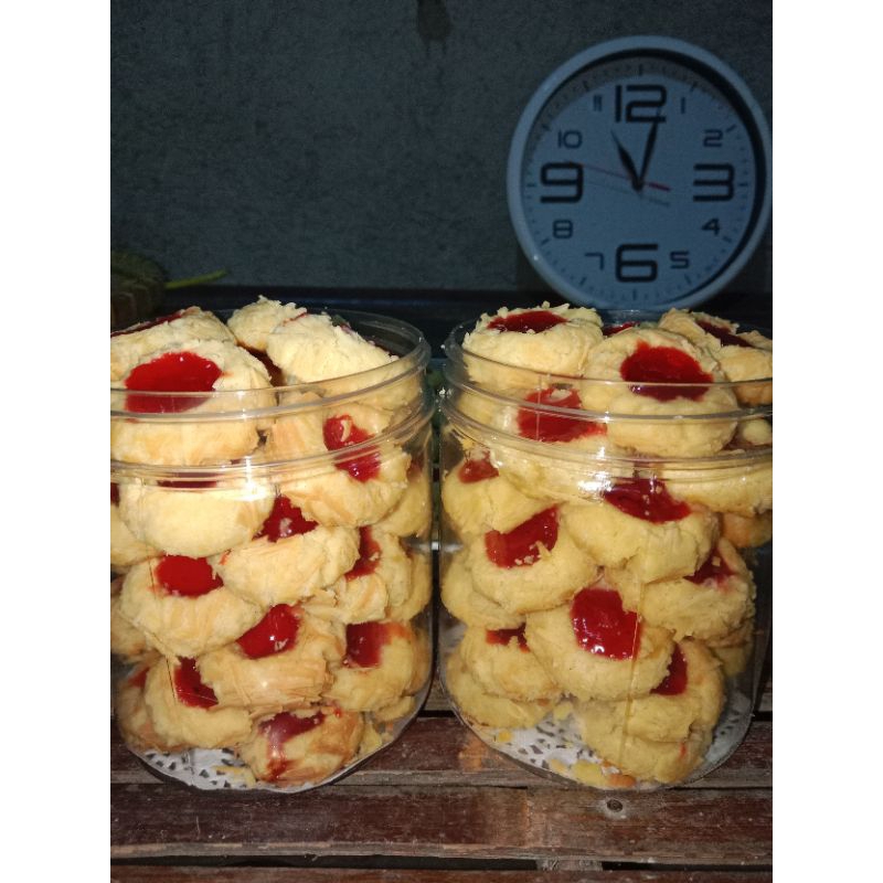 

Strawberry cheese tumbprint