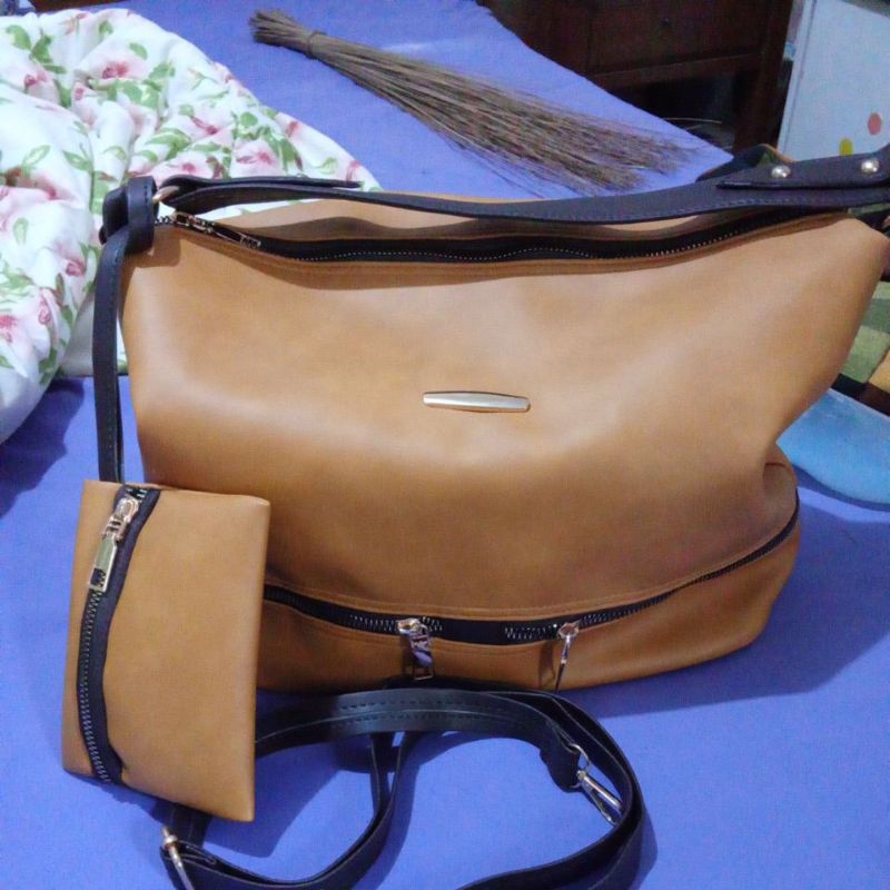 Tas hobo ocil warna gradasi kuning kunyit