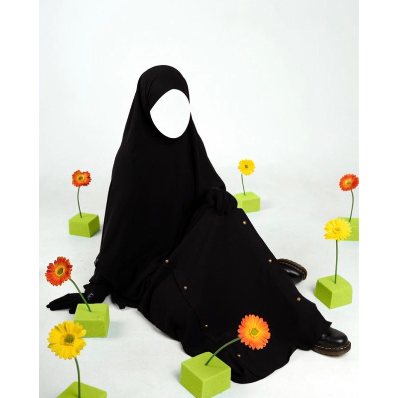 NWT LANNA ABAYA CUB, SHITAKE, VINTAGE KHAKI DAN JETBLACK ALJENNA