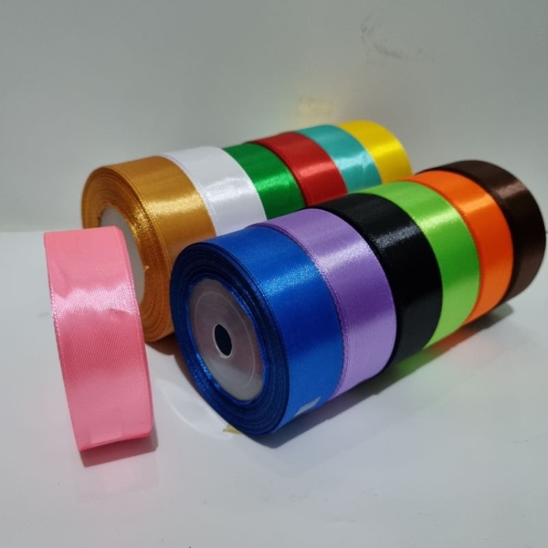 

Pita satin 1 inch (2,5cm)