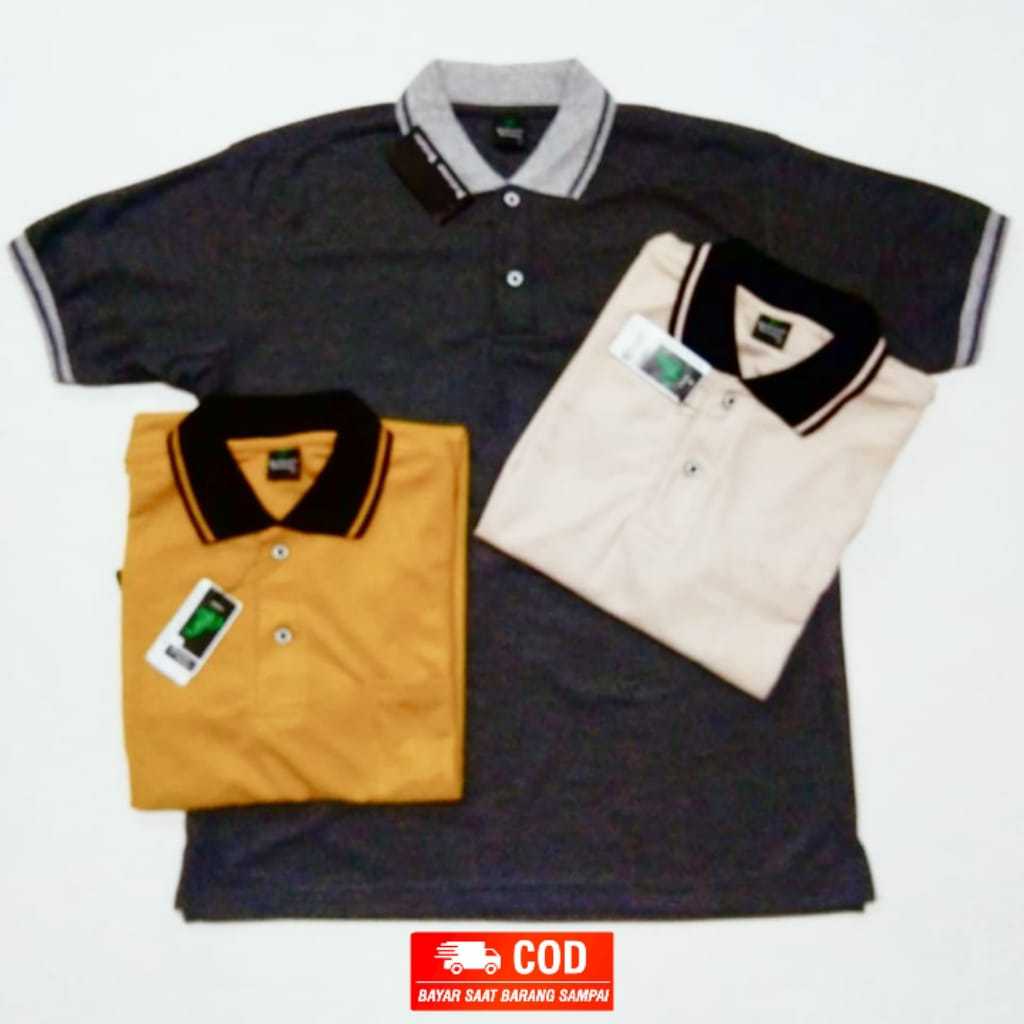 Kaos Polos Kerah Pria Dewasa Saku Depan Lengan Pendek