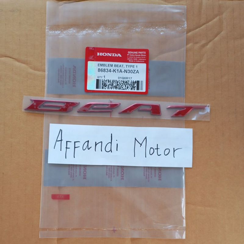 emblem logo tulisan BEAT deluxe warna merah original