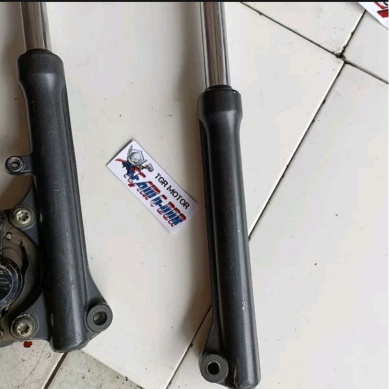 bottem botom tabung shock sok depan halu halu set original ori yamaha vega r new vega zr bekas copot