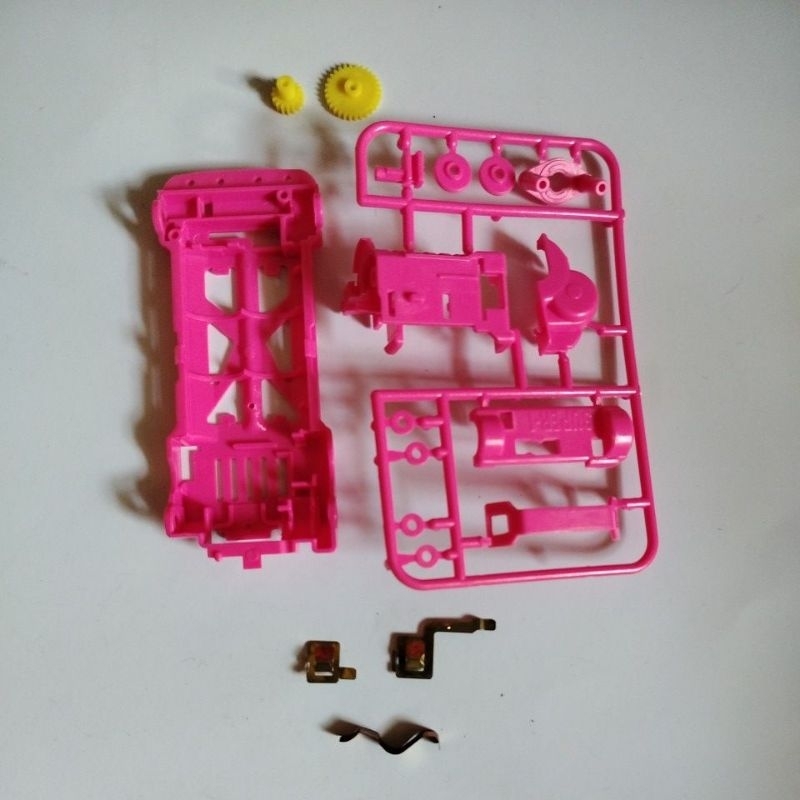 mini 4wd chasis b pink +terminal