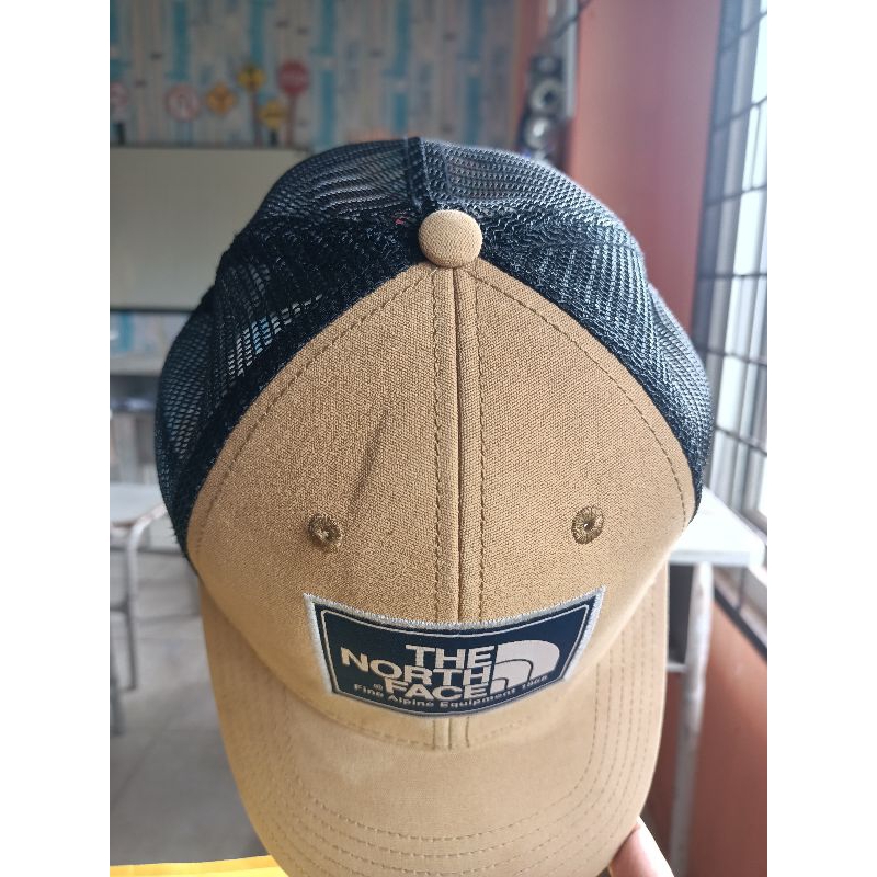 Topi tnf original bekas pemakaian