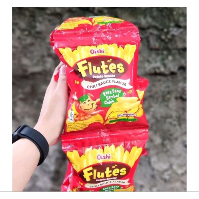 

Oishi Flutes Potato Snack 1 renteng isi 10 pcs16gr/pcs halal