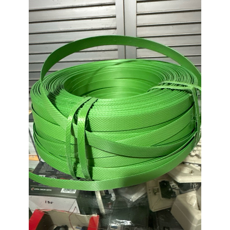

Guangan kardus tebal
