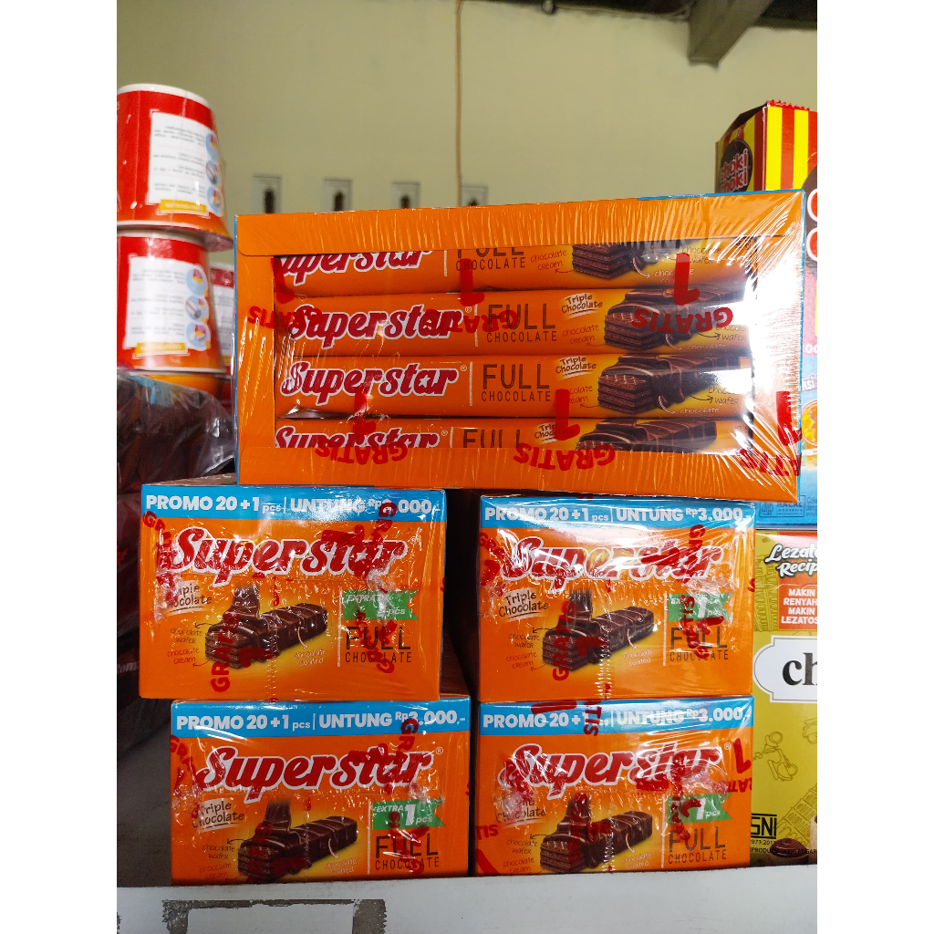 

Superstar Roma Wafer Coklat 20 (1Box)