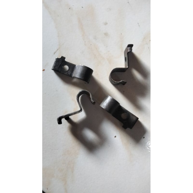 breket selang rem depan ,mio sporty 5tl / mio lama