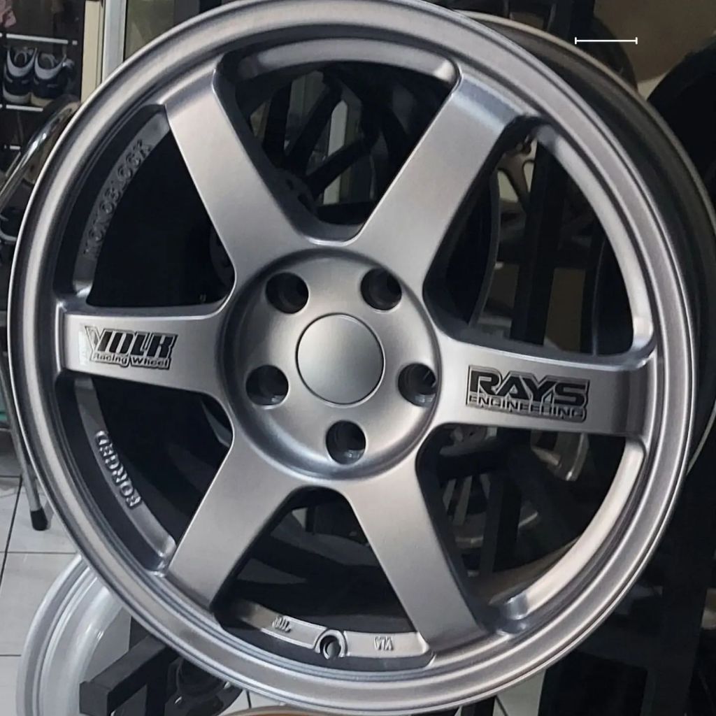 velg mobil ring 17 TE37 lebar 8 pcd 5x114,3 velg r17 xpander,terios,innova,hrv