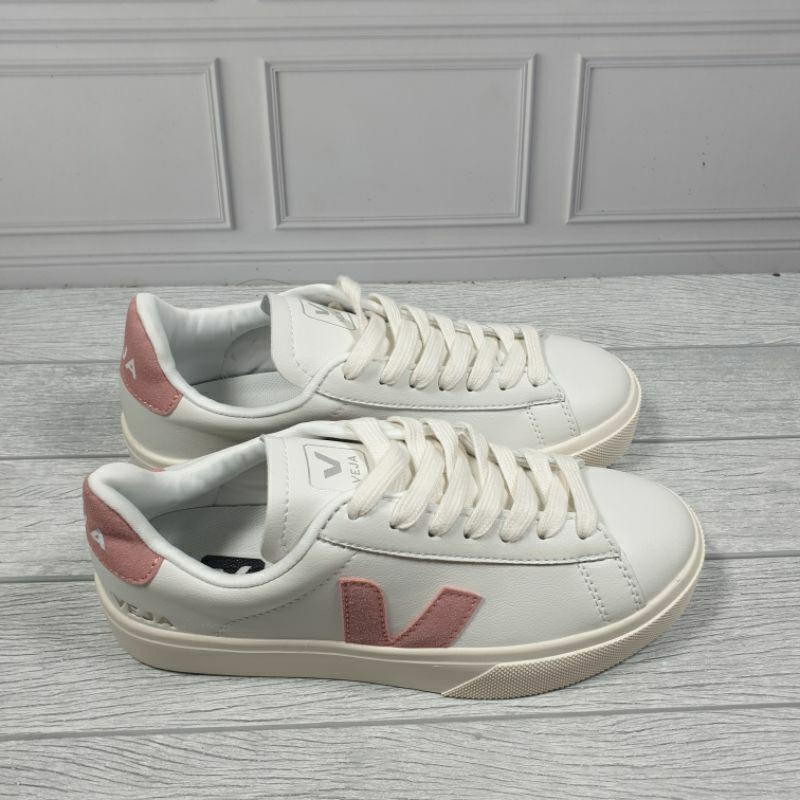 SEPATU VEJA WHITE PINK